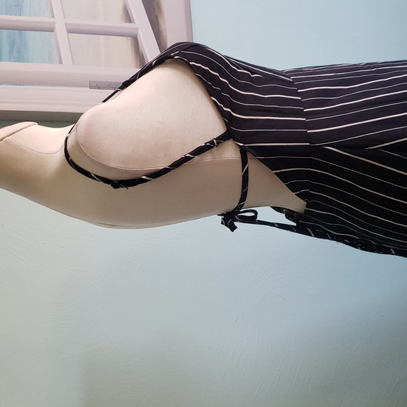 ZAFUL Mini Dress With Open Back - Picture 10 of 15